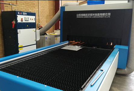 estrattore del vapore del sistema laser del filtro 3000W con la maglia dell'intercettazione della scintilla